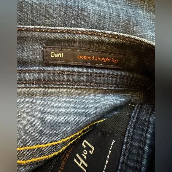 Citizens of Humanity Dani Cropped Straight Leg Cuffed Hem Jeans Women’s Size 31 - Picture 10 of 13